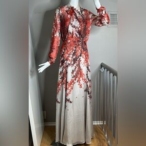 Sachin + Babi Noir Sz 4 Long 100% Silk Long Sleeve Fully Lined Dress